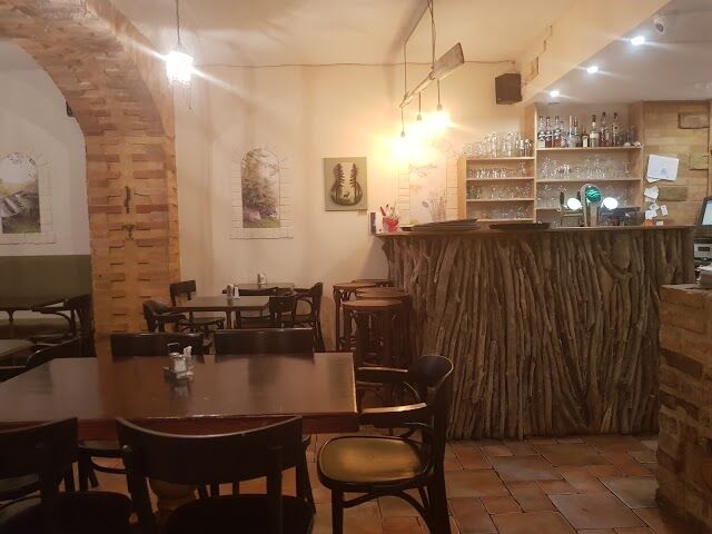 Matula Bistro