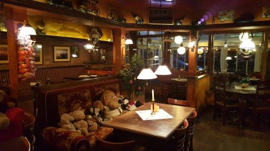 Restaurant First