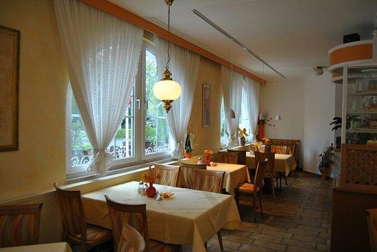 Restaurant Flair