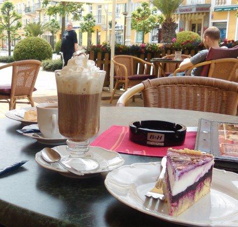 Cafe Prestige