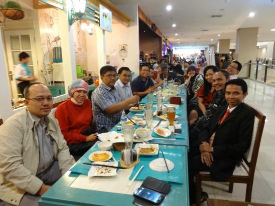 Tuan Rumah
