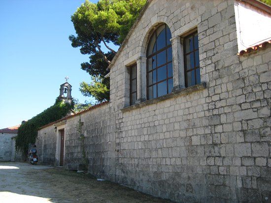 Mestroviceve Crikvine