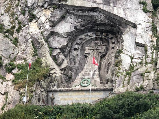 Suworow-Denkmal