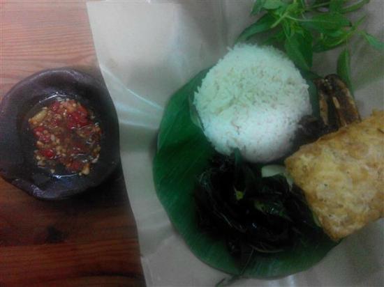 Bebek Goreng H. Slamet