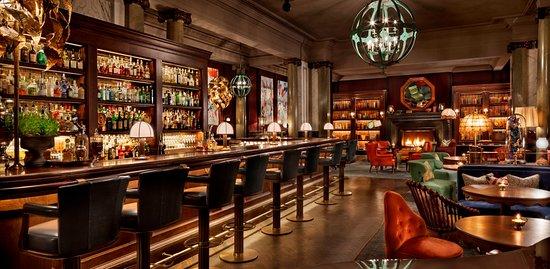 Scarfes Bar