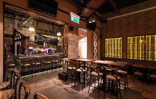 Elixir Bar n' Kitchen