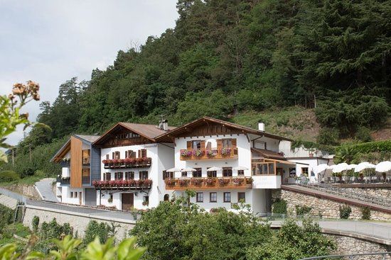 Gasthaus Café Schneeweisshof