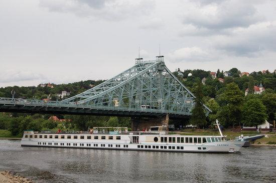 Loschwitzer Brücke