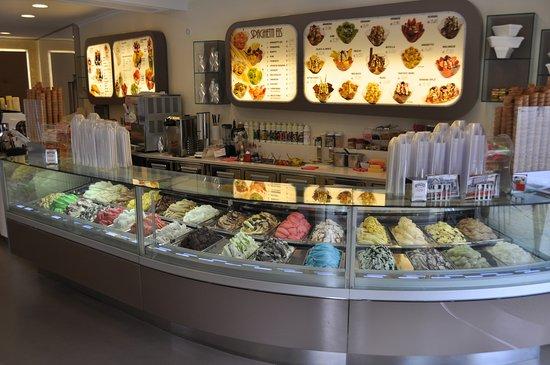 Eis Cafe