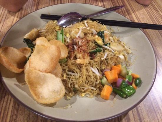 Saung Bamboe