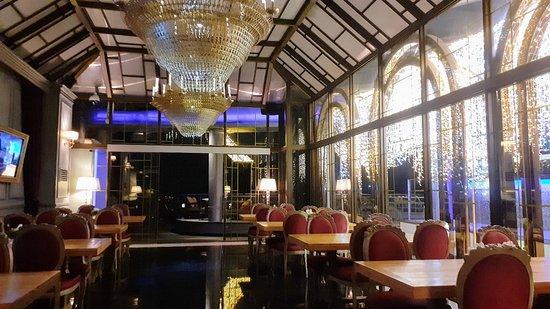 Cielo Sky Bar and Restaurant