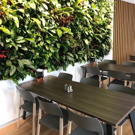GREEN Restaurant