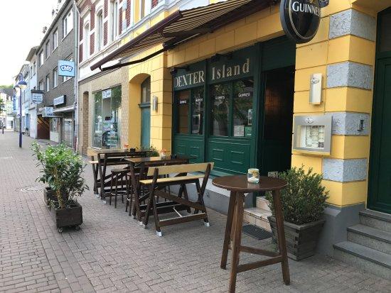 DEXTER - Island Irish PUB