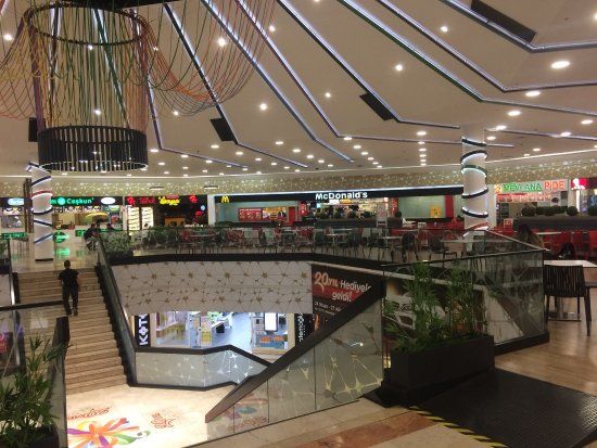 Beylikdüzü Migros AVM