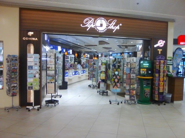 Shopping Center West