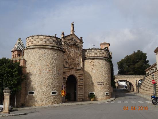 Pueblo Espanol