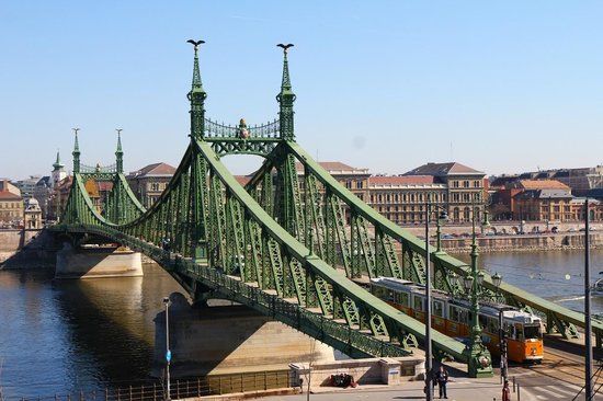 Freiheitsbrücke
