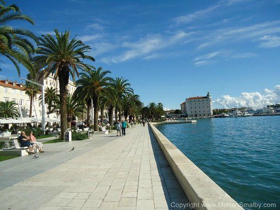 Stadtpromenade Riva