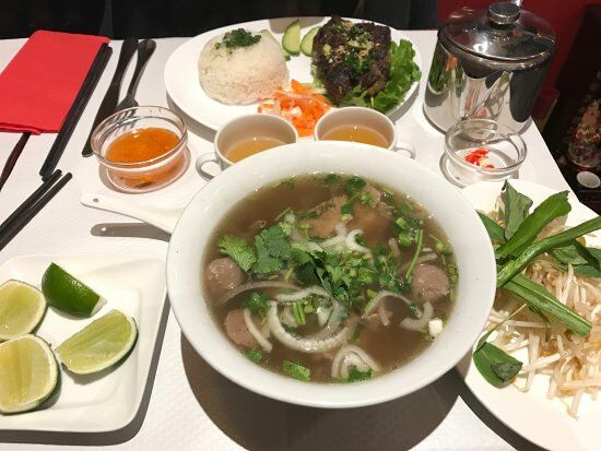 Saigon Lointain